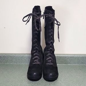 Sorel boots women's size 8 gently used, excellent shape!